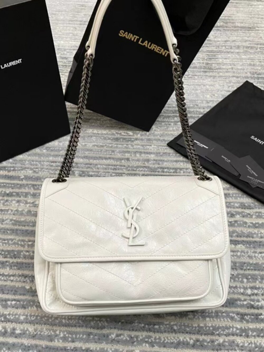 YSL NIKI white medium Crinkled crossbody bag